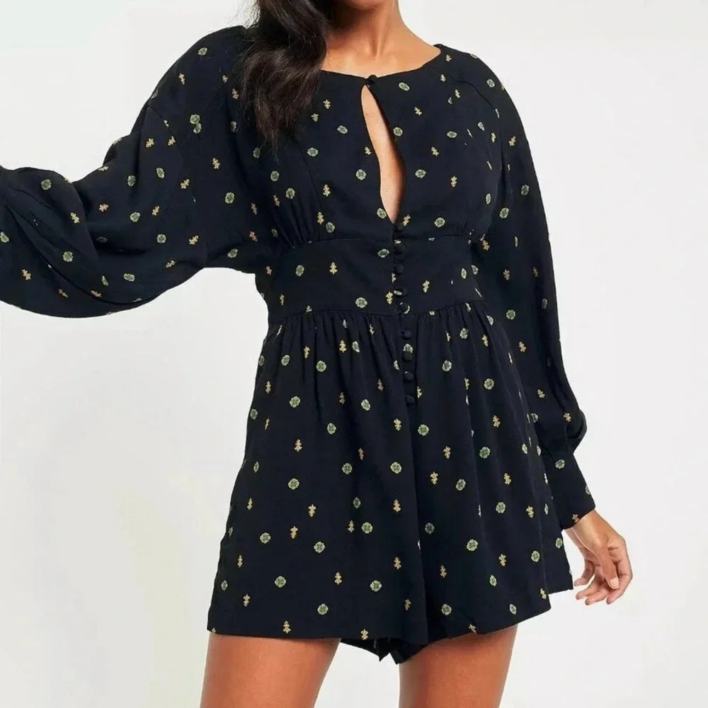 Free People Love Grows Keyhole Playsuit Jumpsuit Romper size small